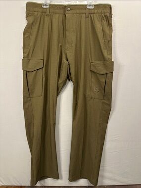 Zero Foxtrot Men's 40x32 Relaxed Cargo Pants in Olive